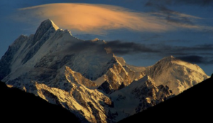 快船大胜猛龙，重返西部前四